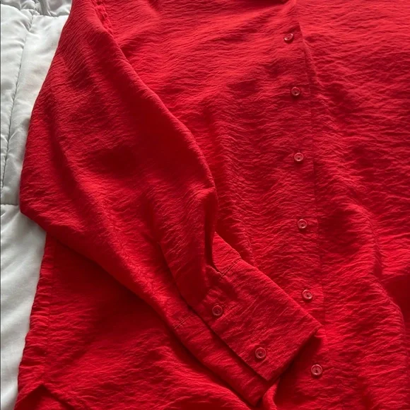 Dynamite Red Frida Button-Down Shirt - Picture 6 of 7